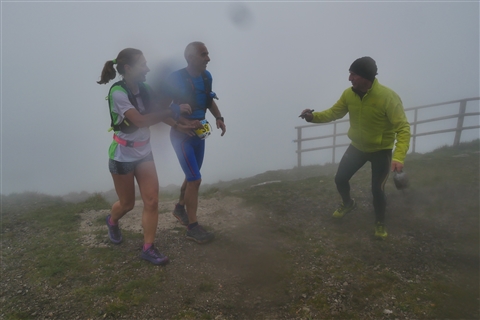 TRAIL di PIZZO San Michele N°3157 FOTO scattate a raffica in VETTA da Peppe Dalessio con nebbia e gran freddo - foto 1438