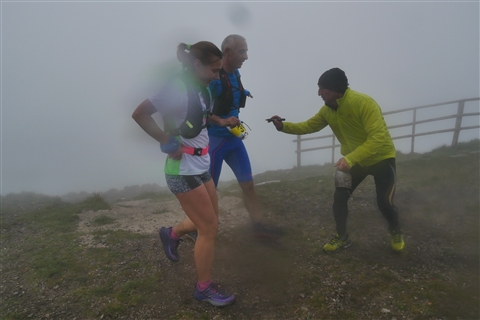 TRAIL di PIZZO San Michele N°3157 FOTO scattate a raffica in VETTA da Peppe Dalessio con nebbia e gran freddo - foto 1442