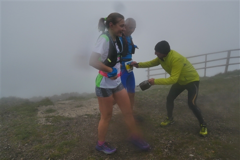 TRAIL di PIZZO San Michele N°3157 FOTO scattate a raffica in VETTA da Peppe Dalessio con nebbia e gran freddo - foto 1444