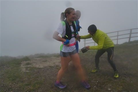 TRAIL di PIZZO San Michele N°3157 FOTO scattate a raffica in VETTA da Peppe Dalessio con nebbia e gran freddo - foto 1445