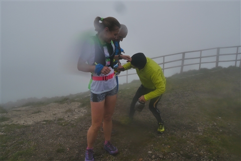 TRAIL di PIZZO San Michele N°3157 FOTO scattate a raffica in VETTA da Peppe Dalessio con nebbia e gran freddo - foto 1457