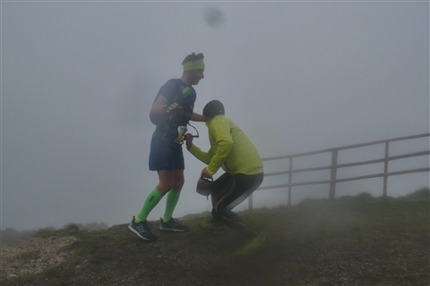TRAIL di PIZZO San Michele N°3157 FOTO scattate a raffica in VETTA da Peppe Dalessio con nebbia e gran freddo - foto 1499