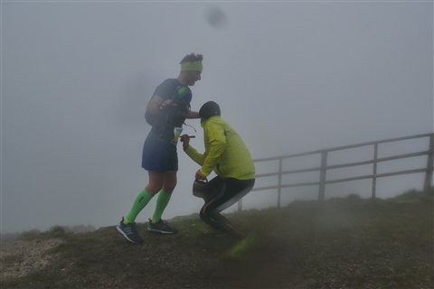 TRAIL di PIZZO San Michele N°3157 FOTO scattate a raffica in VETTA da Peppe Dalessio con nebbia e gran freddo - foto 1500