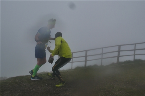 TRAIL di PIZZO San Michele N°3157 FOTO scattate a raffica in VETTA da Peppe Dalessio con nebbia e gran freddo - foto 1504