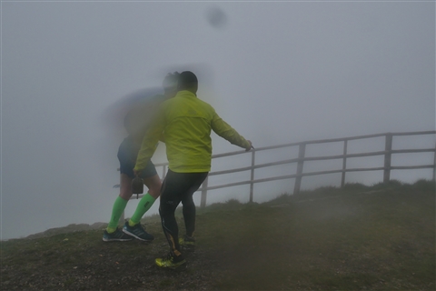 TRAIL di PIZZO San Michele N°3157 FOTO scattate a raffica in VETTA da Peppe Dalessio con nebbia e gran freddo - foto 1509