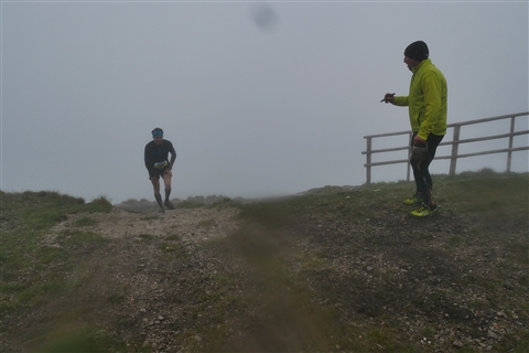 TRAIL di PIZZO San Michele N°3157 FOTO scattate a raffica in VETTA da Peppe Dalessio con nebbia e gran freddo - foto 1532