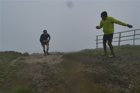 TRAIL di PIZZO San Michele N°3157 FOTO scattate a raffica in VETTA da Peppe Dalessio con nebbia e gran freddo - foto 1541