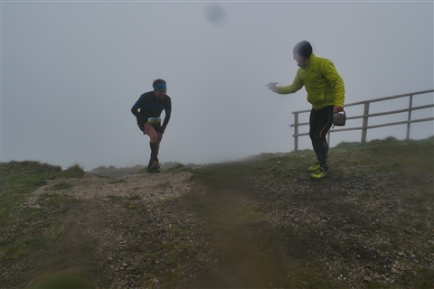TRAIL di PIZZO San Michele N°3157 FOTO scattate a raffica in VETTA da Peppe Dalessio con nebbia e gran freddo - foto 1547