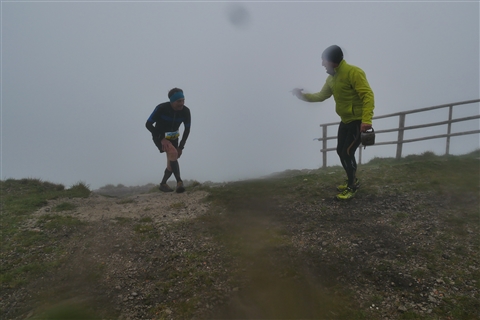 TRAIL di PIZZO San Michele N°3157 FOTO scattate a raffica in VETTA da Peppe Dalessio con nebbia e gran freddo - foto 1548