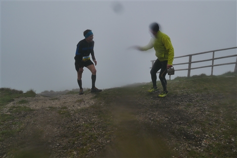 TRAIL di PIZZO San Michele N°3157 FOTO scattate a raffica in VETTA da Peppe Dalessio con nebbia e gran freddo - foto 1552