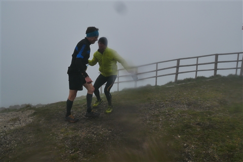 TRAIL di PIZZO San Michele N°3157 FOTO scattate a raffica in VETTA da Peppe Dalessio con nebbia e gran freddo - foto 1568