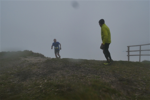 TRAIL di PIZZO San Michele N°3157 FOTO scattate a raffica in VETTA da Peppe Dalessio con nebbia e gran freddo - foto 1588