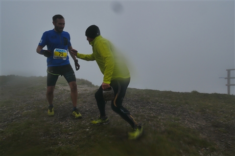 TRAIL di PIZZO San Michele N°3157 FOTO scattate a raffica in VETTA da Peppe Dalessio con nebbia e gran freddo - foto 1620