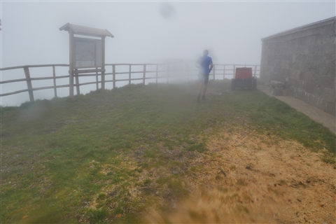 TRAIL di PIZZO San Michele N°3157 FOTO scattate a raffica in VETTA da Peppe Dalessio con nebbia e gran freddo - foto 1629