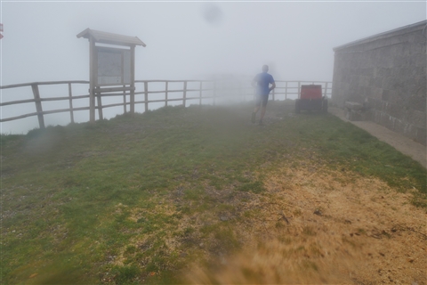 TRAIL di PIZZO San Michele N°3157 FOTO scattate a raffica in VETTA da Peppe Dalessio con nebbia e gran freddo - foto 1630