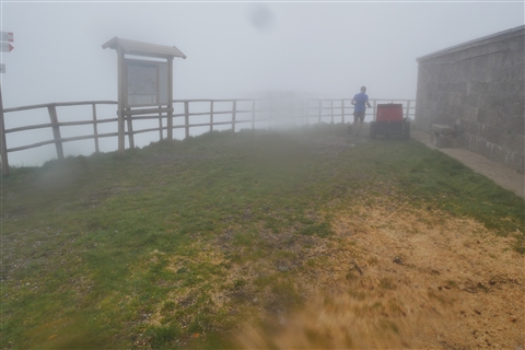 TRAIL di PIZZO San Michele N°3157 FOTO scattate a raffica in VETTA da Peppe Dalessio con nebbia e gran freddo - foto 1641
