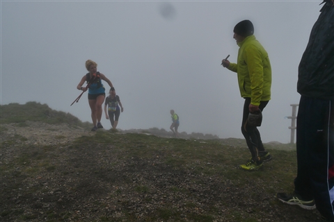 TRAIL di PIZZO San Michele N°3157 FOTO scattate a raffica in VETTA da Peppe Dalessio con nebbia e gran freddo - foto 1652
