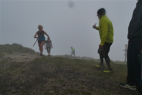 TRAIL di PIZZO San Michele N°3157 FOTO scattate a raffica in VETTA da Peppe Dalessio con nebbia e gran freddo - foto 1654