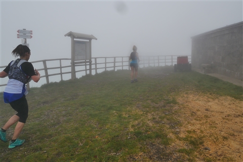 TRAIL di PIZZO San Michele N°3157 FOTO scattate a raffica in VETTA da Peppe Dalessio con nebbia e gran freddo - foto 1697
