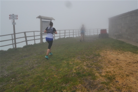 TRAIL di PIZZO San Michele N°3157 FOTO scattate a raffica in VETTA da Peppe Dalessio con nebbia e gran freddo - foto 1703