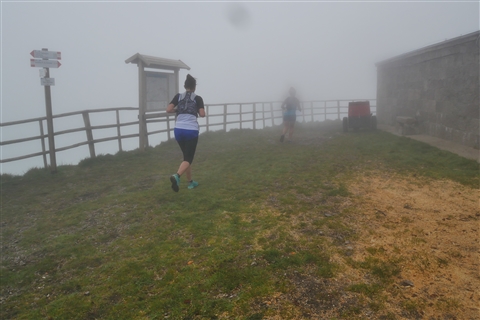 TRAIL di PIZZO San Michele N°3157 FOTO scattate a raffica in VETTA da Peppe Dalessio con nebbia e gran freddo - foto 1704