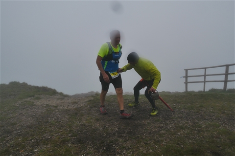 TRAIL di PIZZO San Michele N°3157 FOTO scattate a raffica in VETTA da Peppe Dalessio con nebbia e gran freddo - foto 1709