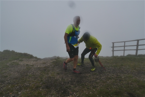 TRAIL di PIZZO San Michele N°3157 FOTO scattate a raffica in VETTA da Peppe Dalessio con nebbia e gran freddo - foto 1711