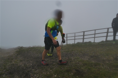 TRAIL di PIZZO San Michele N°3157 FOTO scattate a raffica in VETTA da Peppe Dalessio con nebbia e gran freddo - foto 1718