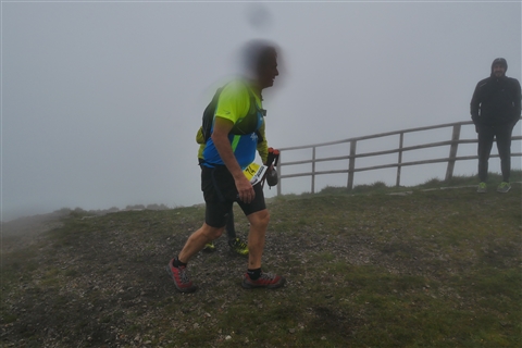 TRAIL di PIZZO San Michele N°3157 FOTO scattate a raffica in VETTA da Peppe Dalessio con nebbia e gran freddo - foto 1719