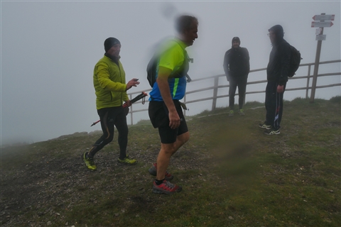 TRAIL di PIZZO San Michele N°3157 FOTO scattate a raffica in VETTA da Peppe Dalessio con nebbia e gran freddo - foto 1725