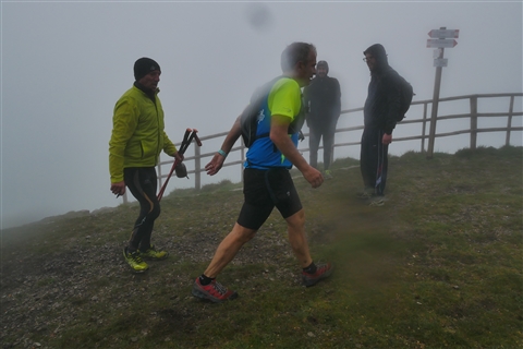TRAIL di PIZZO San Michele N°3157 FOTO scattate a raffica in VETTA da Peppe Dalessio con nebbia e gran freddo - foto 1727