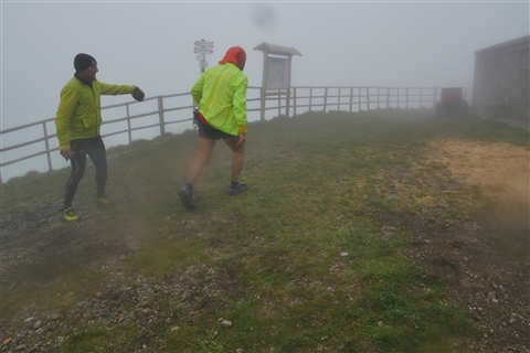TRAIL di PIZZO San Michele N°3157 FOTO scattate a raffica in VETTA da Peppe Dalessio con nebbia e gran freddo - foto 1813