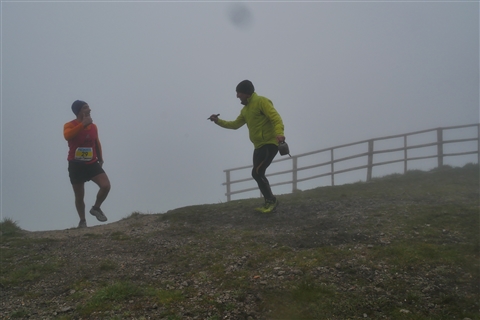 TRAIL di PIZZO San Michele N°3157 FOTO scattate a raffica in VETTA da Peppe Dalessio con nebbia e gran freddo - foto 1823
