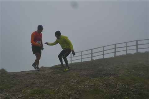 TRAIL di PIZZO San Michele N°3157 FOTO scattate a raffica in VETTA da Peppe Dalessio con nebbia e gran freddo - foto 1831