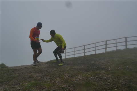 TRAIL di PIZZO San Michele N°3157 FOTO scattate a raffica in VETTA da Peppe Dalessio con nebbia e gran freddo - foto 1832