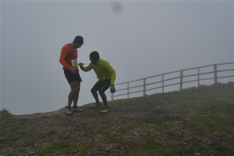 TRAIL di PIZZO San Michele N°3157 FOTO scattate a raffica in VETTA da Peppe Dalessio con nebbia e gran freddo - foto 1836