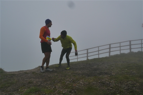 TRAIL di PIZZO San Michele N°3157 FOTO scattate a raffica in VETTA da Peppe Dalessio con nebbia e gran freddo - foto 1842