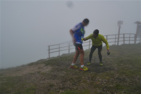 TRAIL di PIZZO San Michele N°3157 FOTO scattate a raffica in VETTA da Peppe Dalessio con nebbia e gran freddo - foto 1884