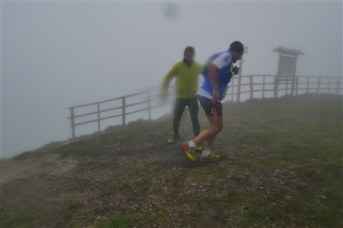 TRAIL di PIZZO San Michele N°3157 FOTO scattate a raffica in VETTA da Peppe Dalessio con nebbia e gran freddo - foto 1892
