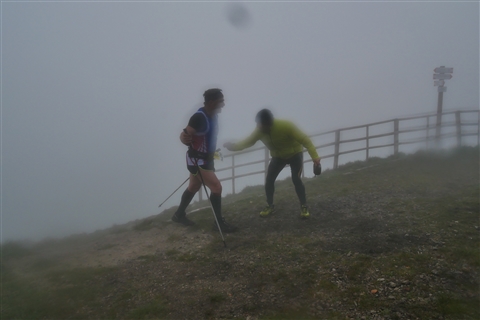 TRAIL di PIZZO San Michele N°3157 FOTO scattate a raffica in VETTA da Peppe Dalessio con nebbia e gran freddo - foto 1902