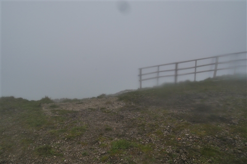 TRAIL di PIZZO San Michele N°3157 FOTO scattate a raffica in VETTA da Peppe Dalessio con nebbia e gran freddo - foto 1933