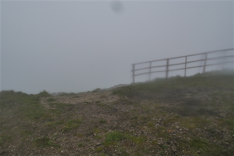 TRAIL di PIZZO San Michele N°3157 FOTO scattate a raffica in VETTA da Peppe Dalessio con nebbia e gran freddo - foto 1934