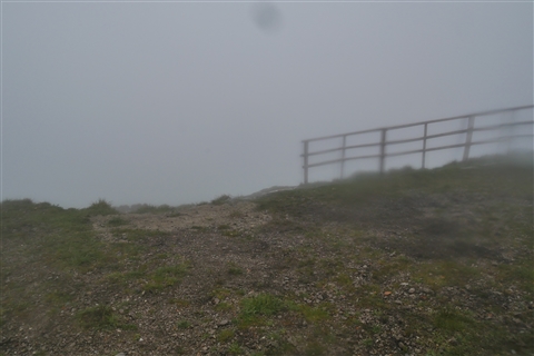 TRAIL di PIZZO San Michele N°3157 FOTO scattate a raffica in VETTA da Peppe Dalessio con nebbia e gran freddo - foto 1937