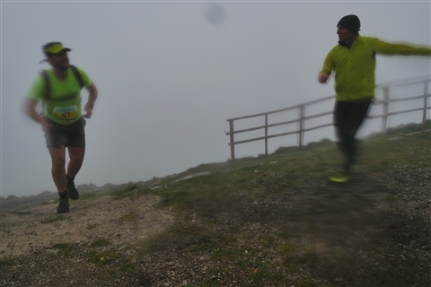 TRAIL di PIZZO San Michele N°3157 FOTO scattate a raffica in VETTA da Peppe Dalessio con nebbia e gran freddo - foto 1968