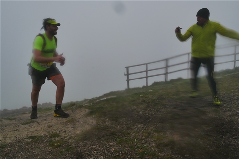 TRAIL di PIZZO San Michele N°3157 FOTO scattate a raffica in VETTA da Peppe Dalessio con nebbia e gran freddo - foto 1971