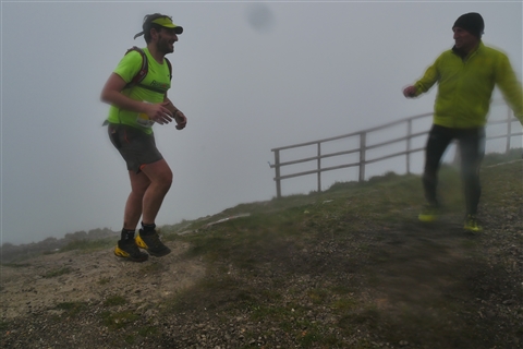 TRAIL di PIZZO San Michele N°3157 FOTO scattate a raffica in VETTA da Peppe Dalessio con nebbia e gran freddo - foto 1974