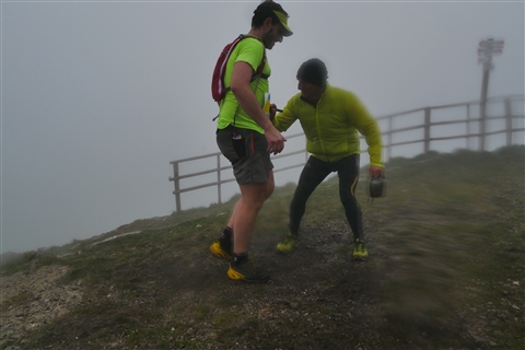 TRAIL di PIZZO San Michele N°3157 FOTO scattate a raffica in VETTA da Peppe Dalessio con nebbia e gran freddo - foto 1986