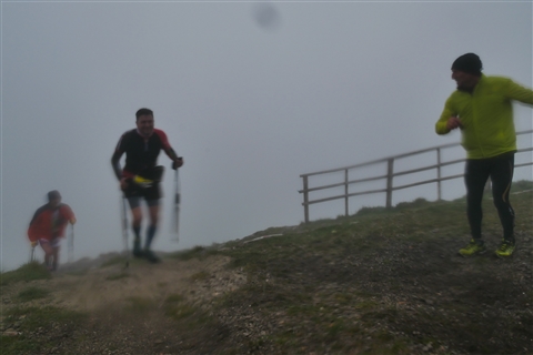 TRAIL di PIZZO San Michele N°3157 FOTO scattate a raffica in VETTA da Peppe Dalessio con nebbia e gran freddo - foto 1992