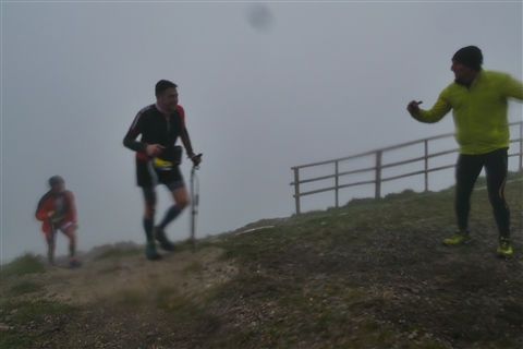 TRAIL di PIZZO San Michele N°3157 FOTO scattate a raffica in VETTA da Peppe Dalessio con nebbia e gran freddo - foto 1997