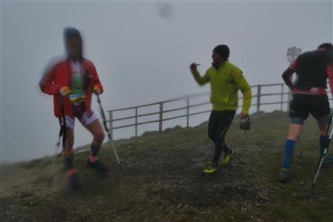 TRAIL di PIZZO San Michele N°3157 FOTO scattate a raffica in VETTA da Peppe Dalessio con nebbia e gran freddo - foto 2035